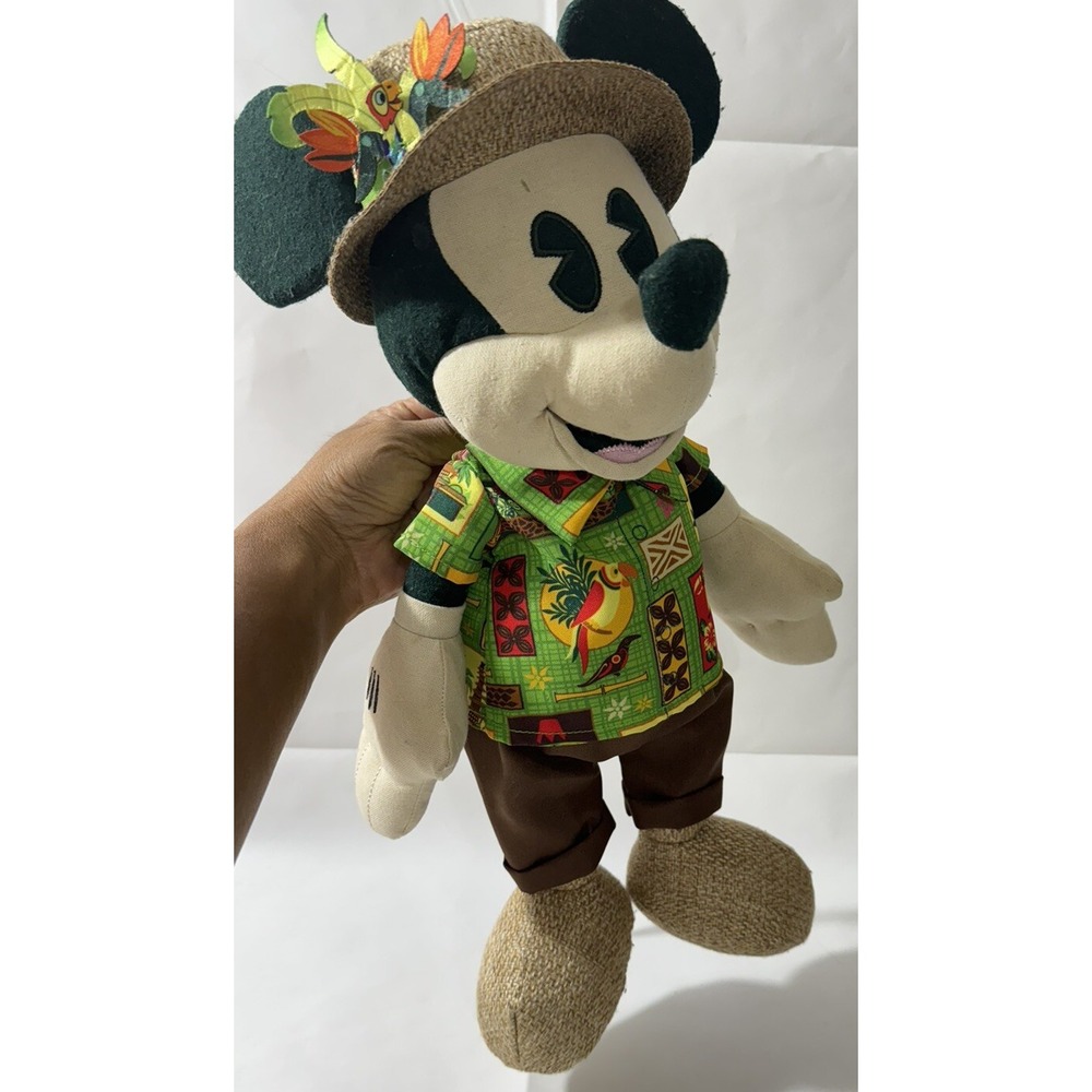 Disney Mickey  The Main Attraction Plush Limited 2022‎ Tiki Room 5 Of 12